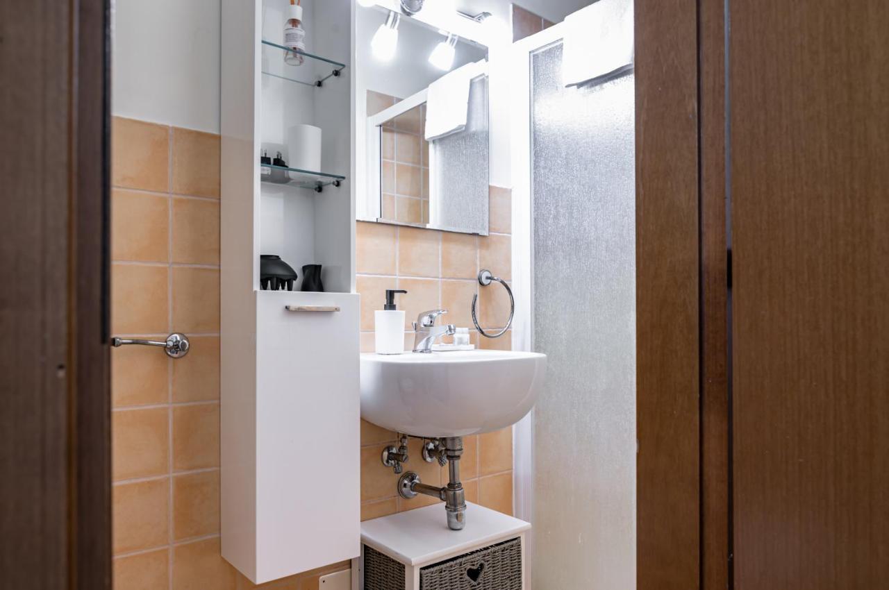 University And San Marco Cozy Apartment フィレンツェ エクステリア 写真